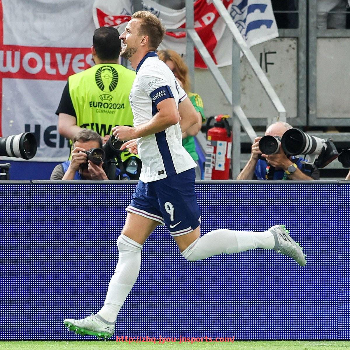 jiuyou九游娱乐-NBA 2K14球员名单更新与补丁下载