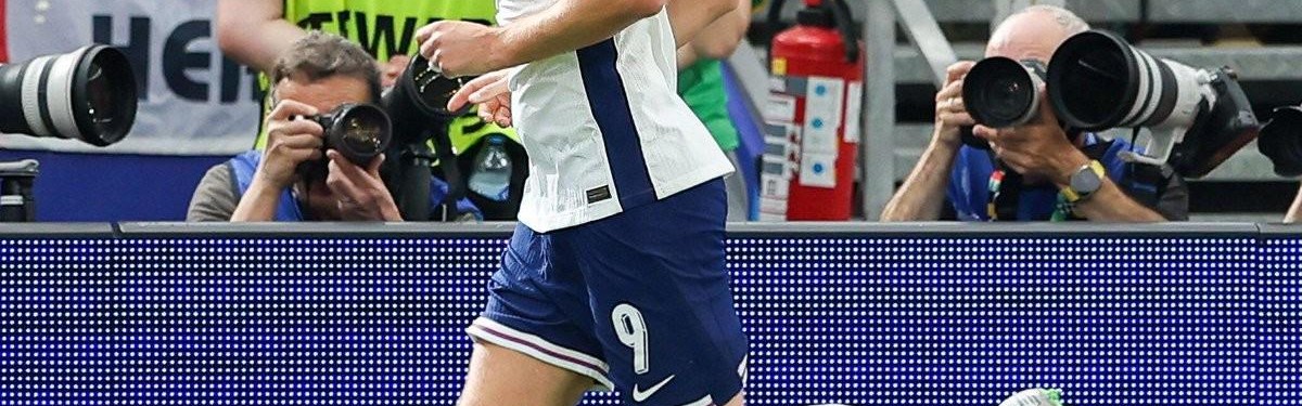 jiuyou九游娱乐-NBA 2K14球员名单更新与补丁下载