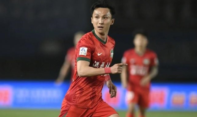 jiuyou九游娱乐-法甲比赛票价对比分析：观赛成本与球迷体验探讨